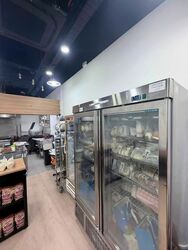 Burlington Square (D7), Retail #582296921